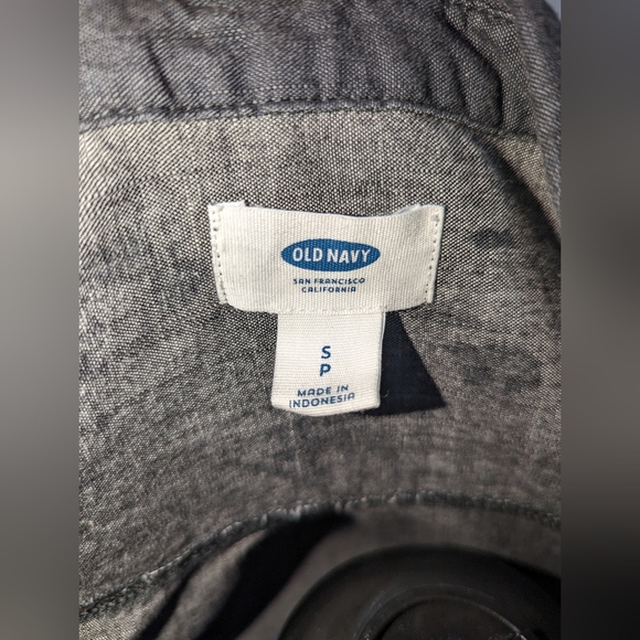 Old Navy Button Down - Picture 3 of 4